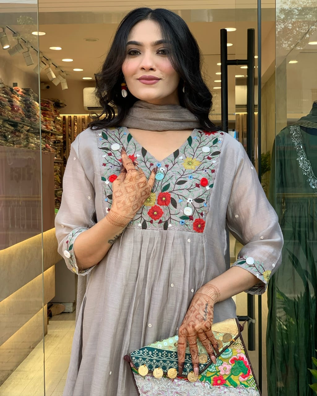 Women's Grey Chinon Viscose Kurti Set with Bhagalpuri Solid Dupatta