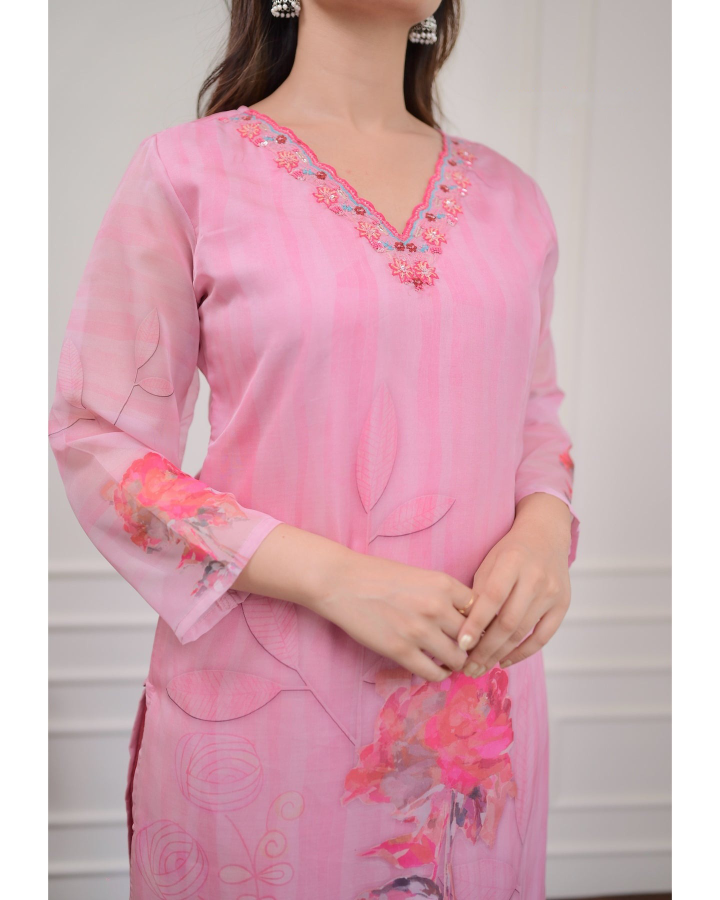 Women's Premium Organza Light Pink Kurti Set with Viscose Rayon Bottom & Printed Dupatta