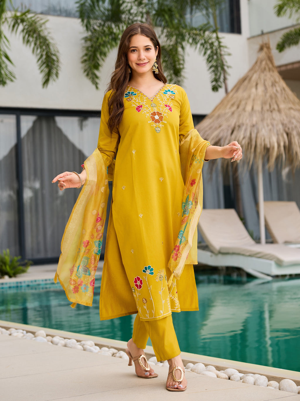 Women's Viscose Gadhwal Kurti Set with Jacquard Organza Dupatta