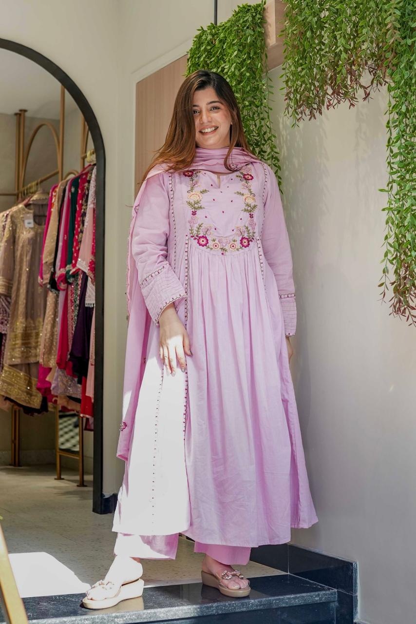 Women's Chanderi Silk Kurti Pant Set with Organza Dupatta in Pista & Pink