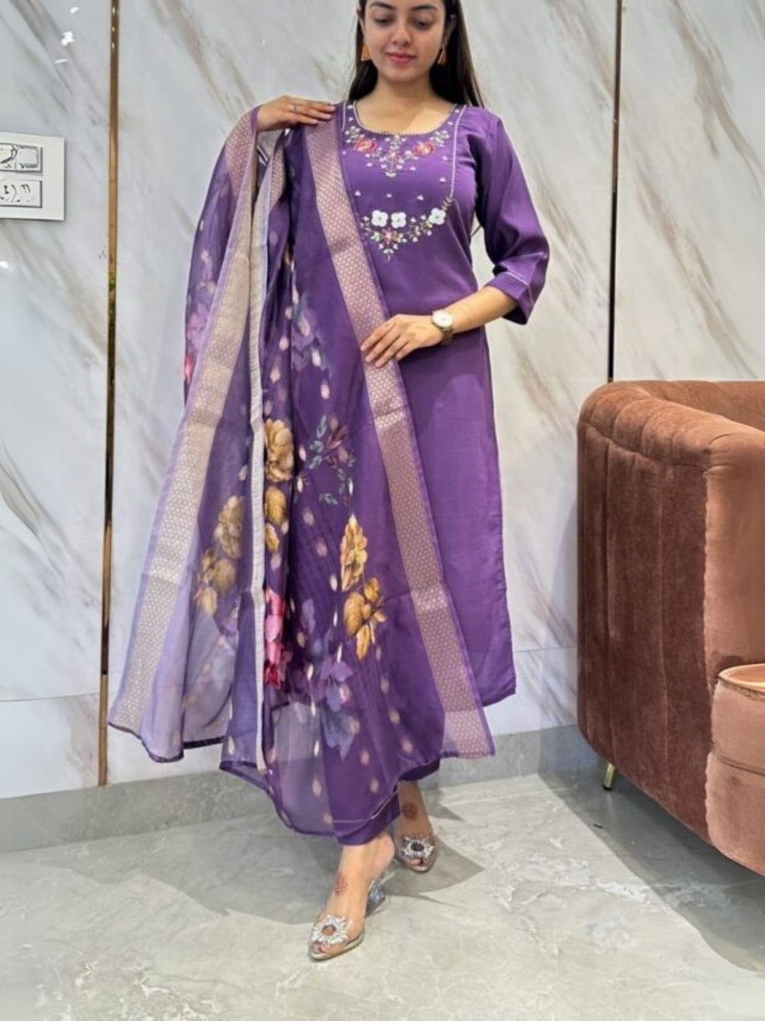 Women's Viscose Embroidered Straight Kurta with Viscose Pant And Jacquard Printed Dupatta Sets