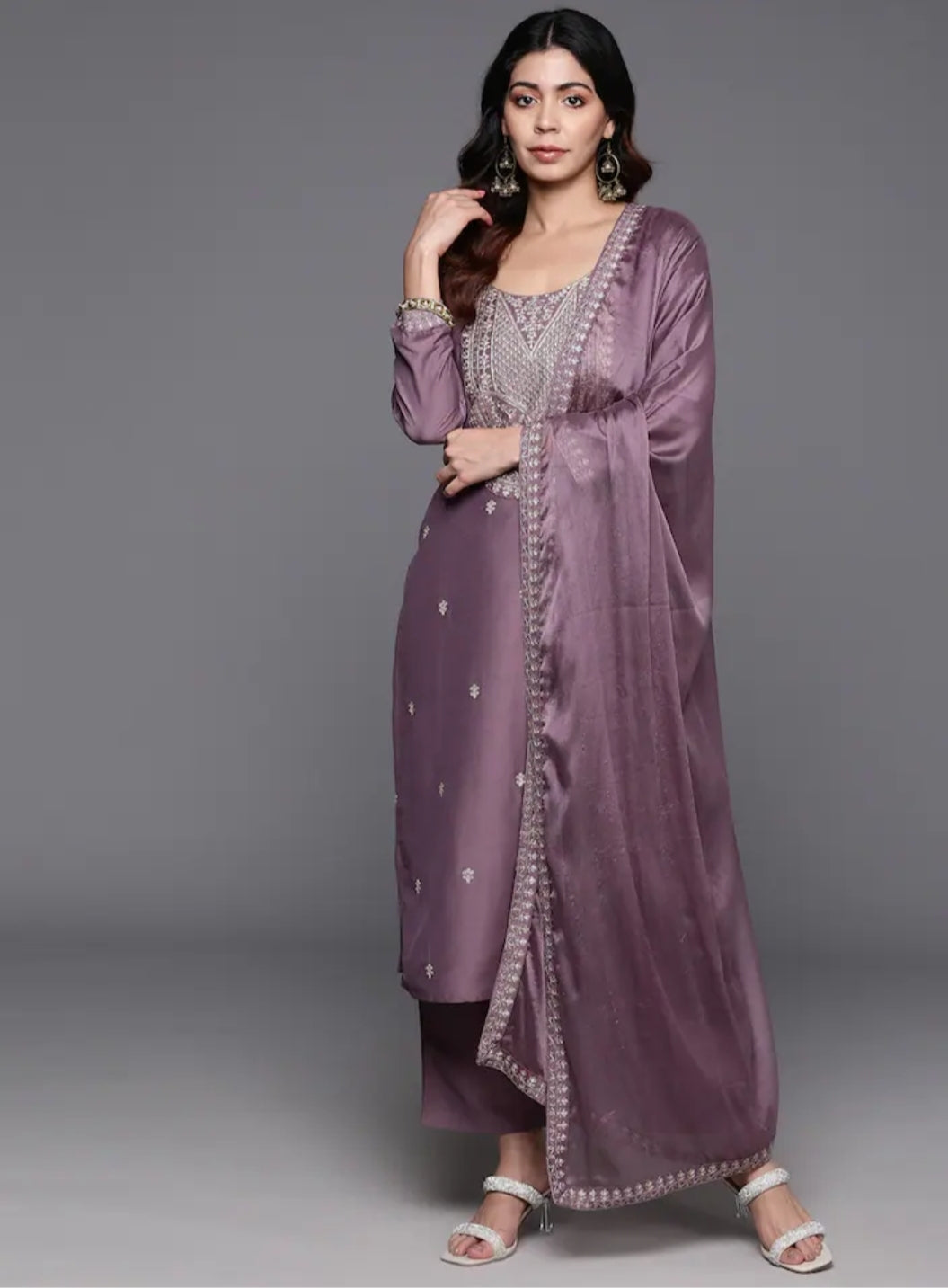 Women's Viscose Chanderi A-Line Kurta Set with V Neck Embroidery