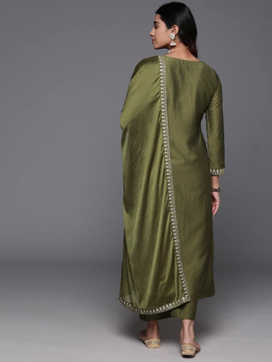 Women's Viscose Chanderi A-Line Kurta Set with V Neck Embroidery