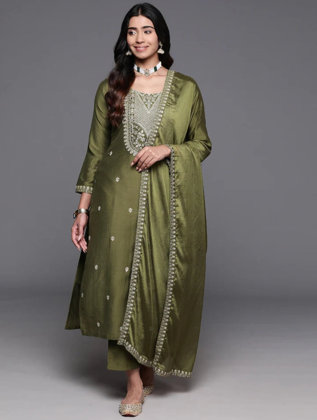 Women's Viscose Chanderi A-Line Kurta Set with V Neck Embroidery