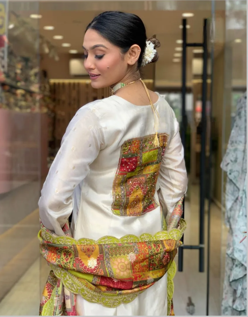 Women's Jacquard Butti Kurti with Viscose Pant & Natural Crepe Dupatta