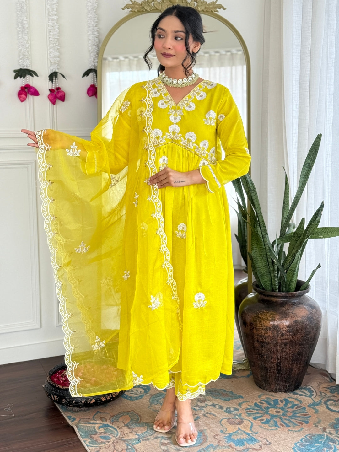 Women's Vichitra Silk Straight Kurta Set with Organza Dupatta
