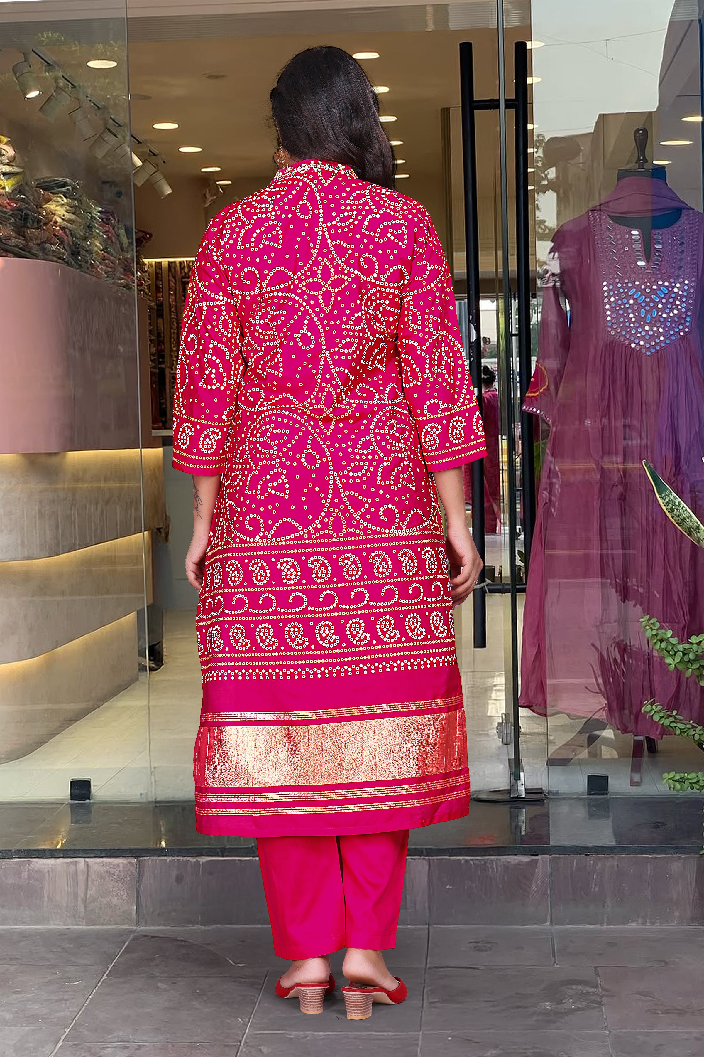 Women's Viscose Silk Hand Printed Kurti Set with Chanderi Dupatta & Side Pocket