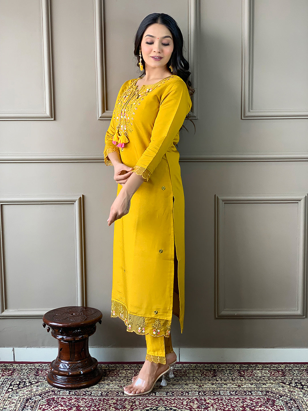 Women's Chanderi with Cotton Lining Embroidered Straight Kurta with Pant And Crep Silk Printed Dupatta Sets
