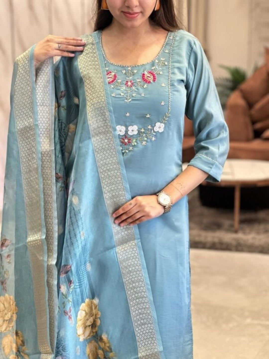 Women's Viscose Embroidered Straight Kurta with Viscose Pant And Jacquard Printed Dupatta Sets