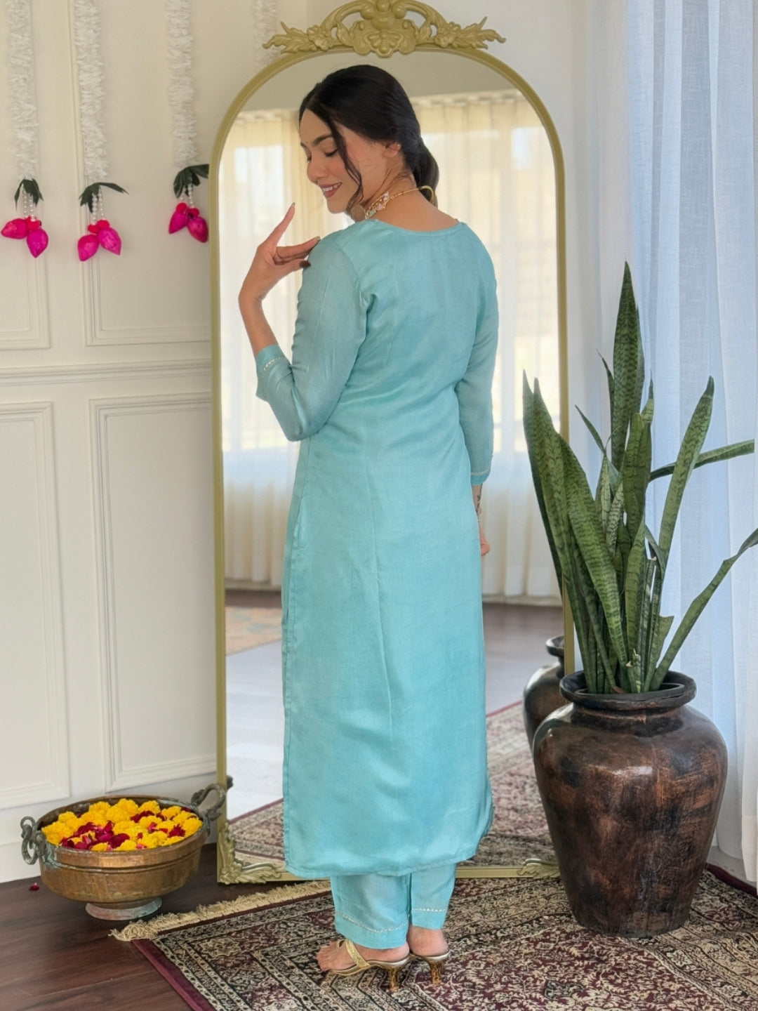 Women's Viscose Embroidered Straight Kurta with Viscose Pant And Jacquard Printed Dupatta Sets