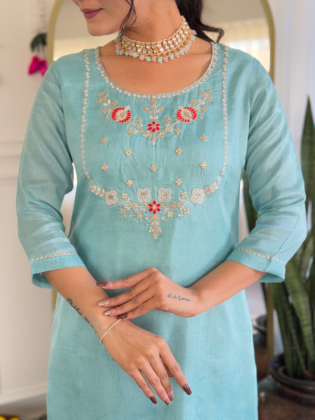 Women's Viscose Embroidered Straight Kurta with Viscose Pant And Jacquard Printed Dupatta Sets