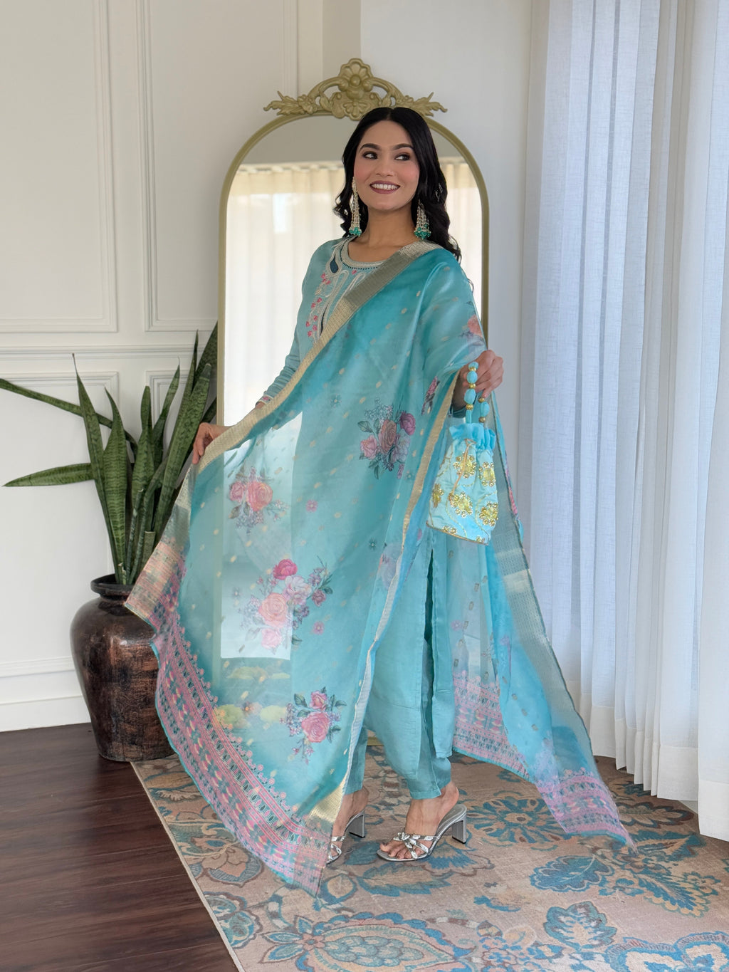 Women's Viscose Embroidered Straight Kurta with Viscose Pant And Organza Jacquard with digital Print Dupatta Sets