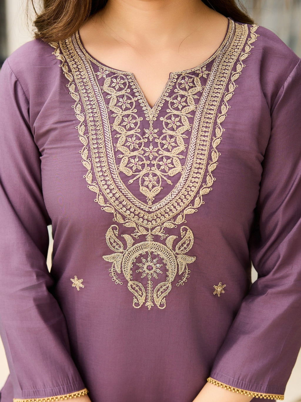 Women's Purple Viscose Embroidered Straight Kurta with Viscose Pant And Jacquard Printed Dupatta Sets
