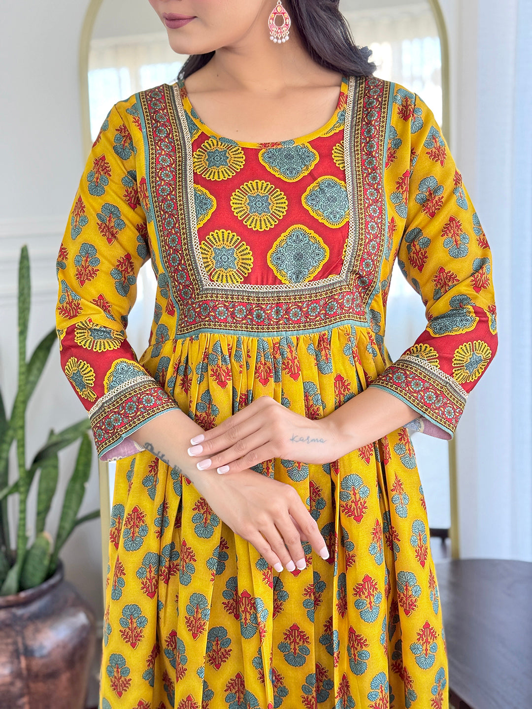 Women's Rayon Printed Flared Kurta with Rayon Pant And Linen Printed Dupatta Sets