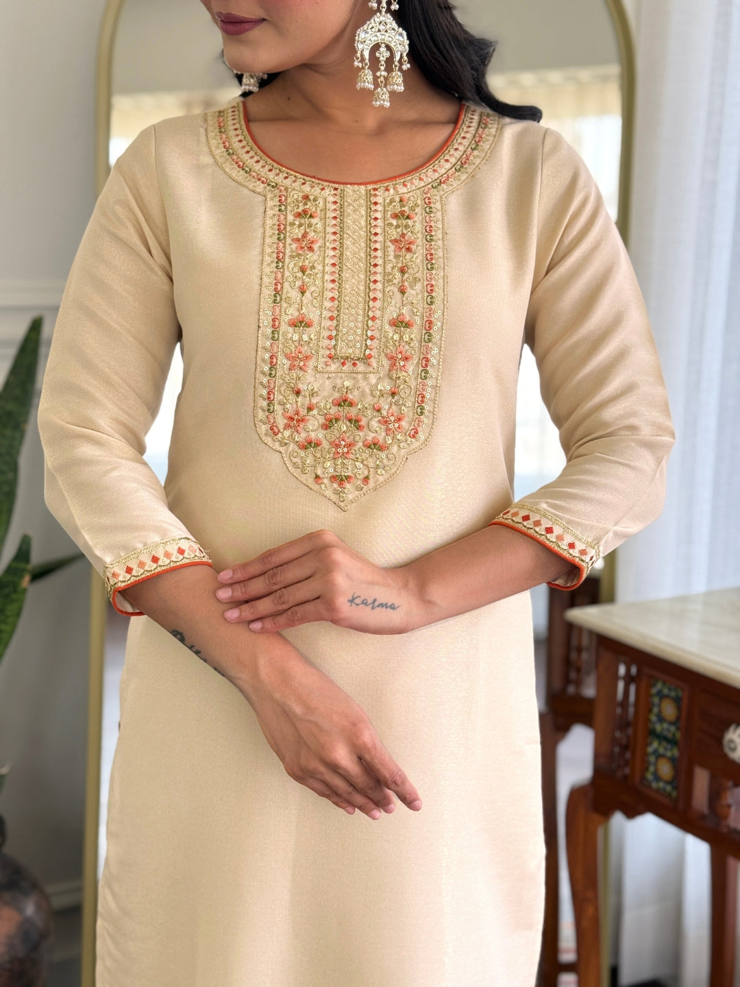 Women's Rayon simar Embroidered Straight Kurta with Pant And Dupatta Sets