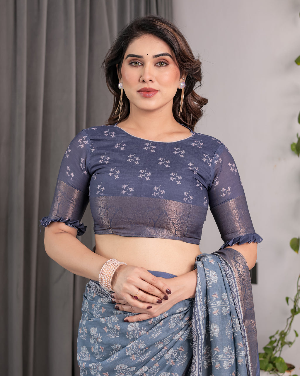 Slate Blue Handloom Linen Floral Printed Saree with Zari Border & Paisley Pallu | 5.5m Saree with 0.8m Blouse Piece | Tassel Finish