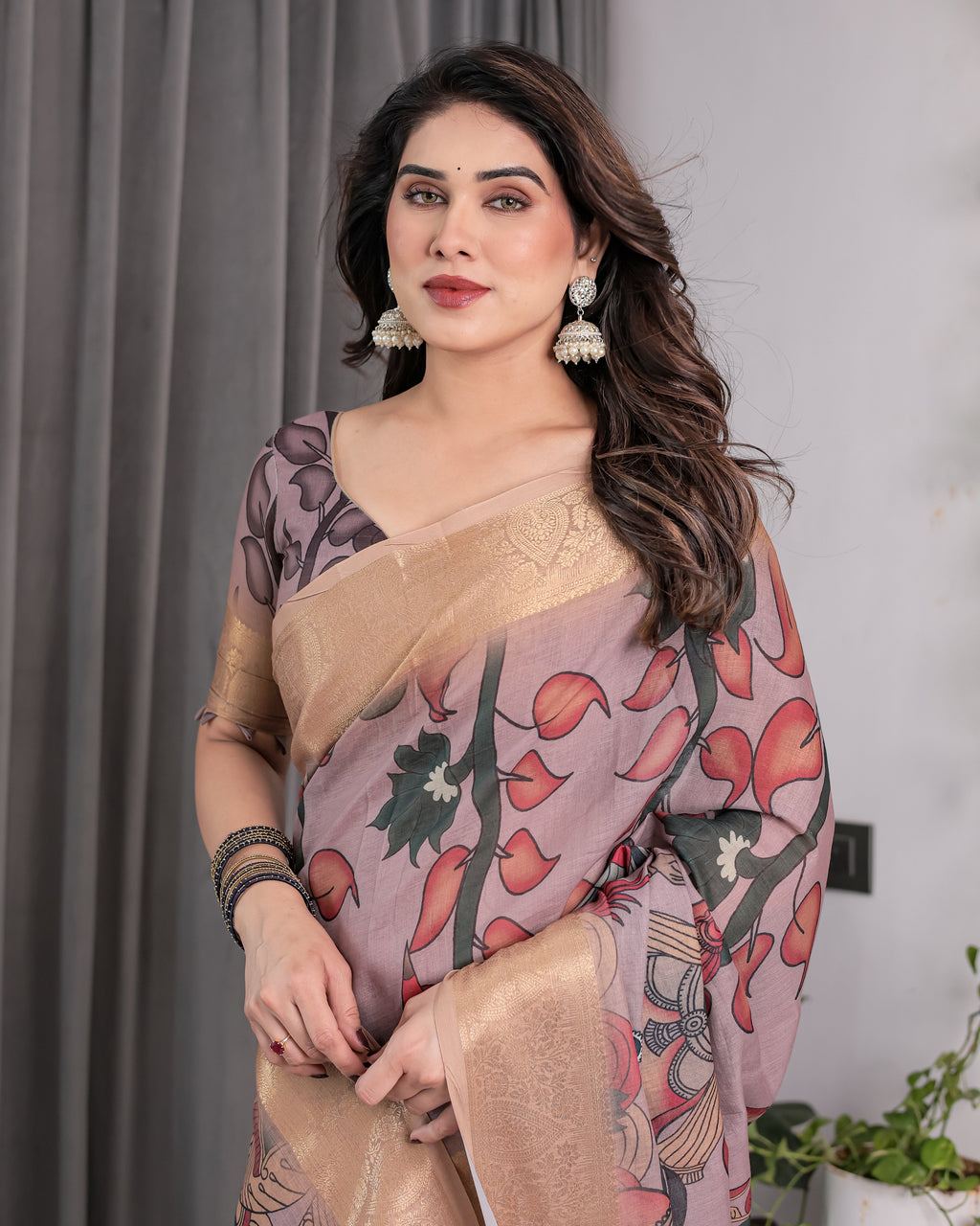 Dusty Mauve Saree with Madhubani Fish Motifs & Antique Zari Border | Cultural Art Digital Print | 5.5m Saree + 0.8m Blouse Piece