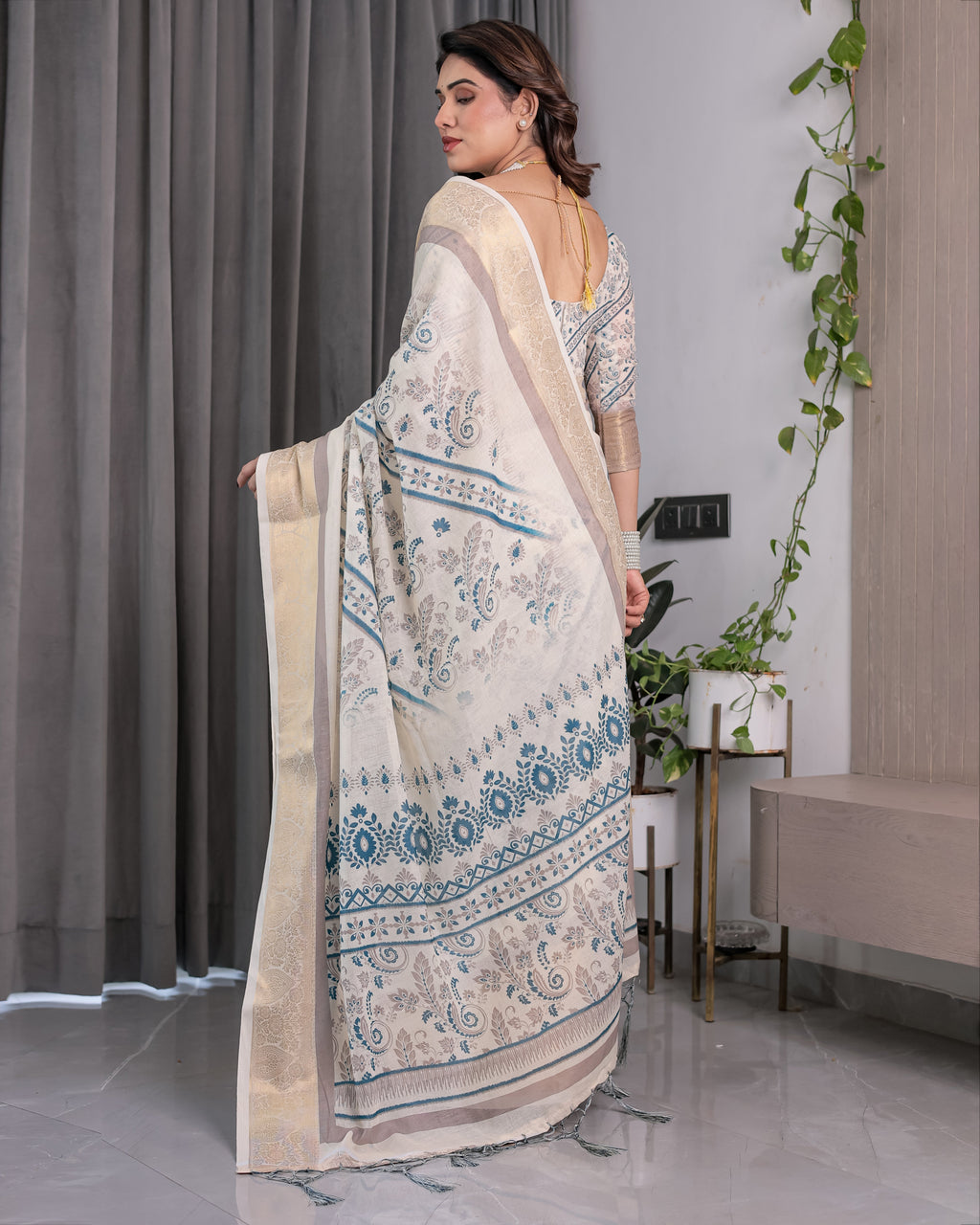Ivory Beige Handloom Linen Saree with Teal Floral Buta & Paisley Border | Elegant Ethnic Printed Pallu & Zari Highlights | 5.5m Saree + 0.8m Blouse