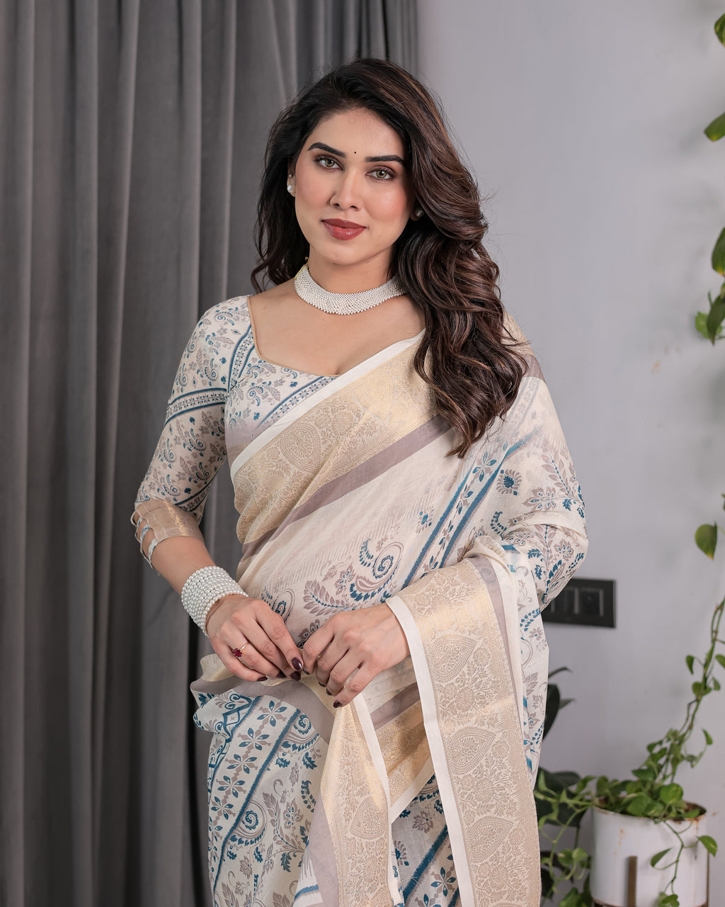 Ivory Beige Handloom Linen Saree with Teal Floral Buta & Paisley Border | Elegant Ethnic Printed Pallu & Zari Highlights | 5.5m Saree + 0.8m Blouse