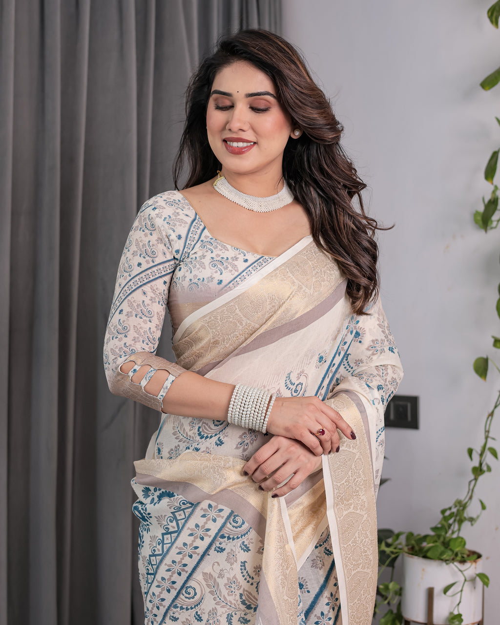 Ivory Beige Handloom Linen Saree with Teal Floral Buta & Paisley Border | Elegant Ethnic Printed Pallu & Zari Highlights | 5.5m Saree + 0.8m Blouse