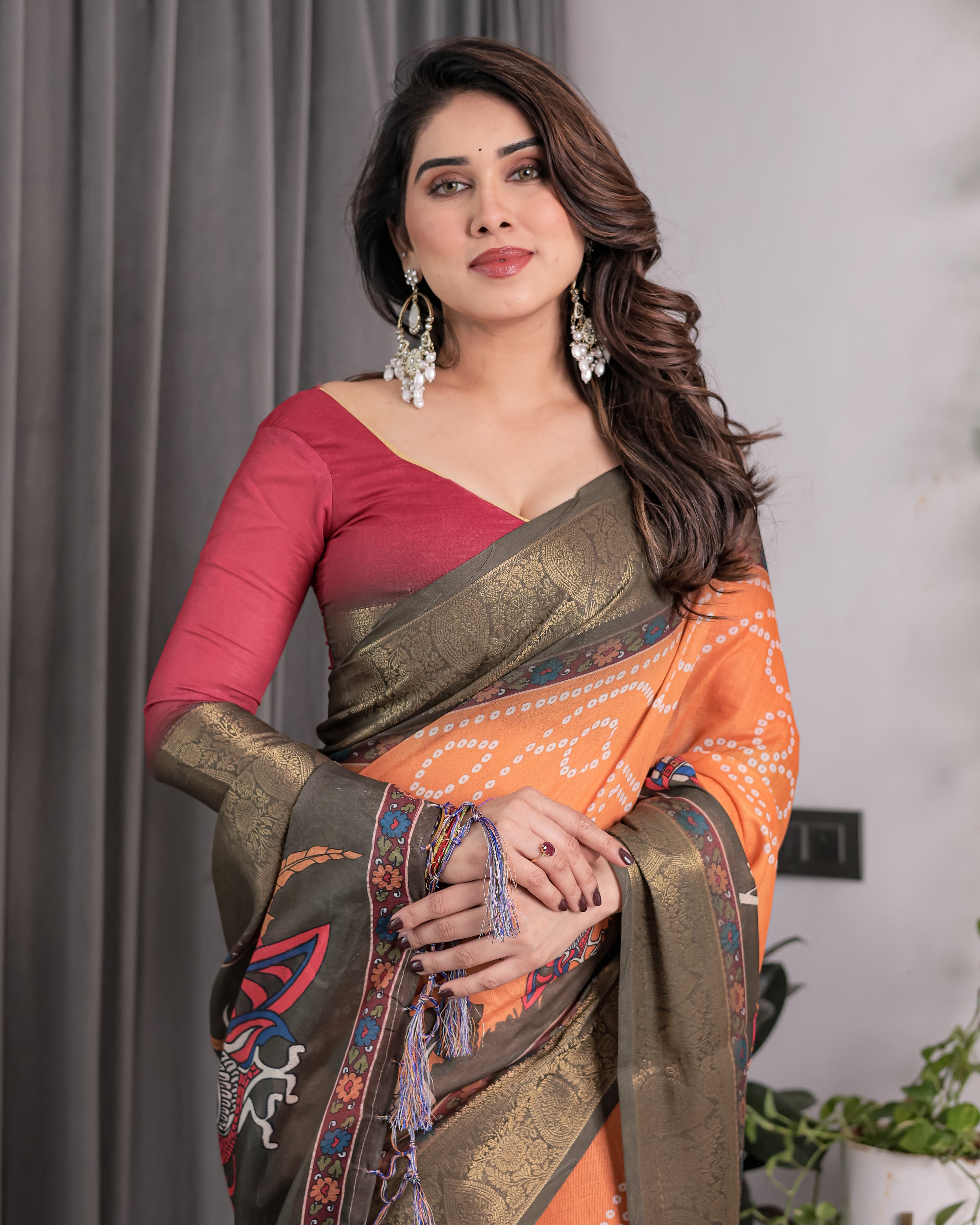 Dual-Tone Mustard & Olive Handloom Saree with Kalamkari-Inspired Bird Motifs & Zari Border | 5.5m Saree + 0.8m Blouse