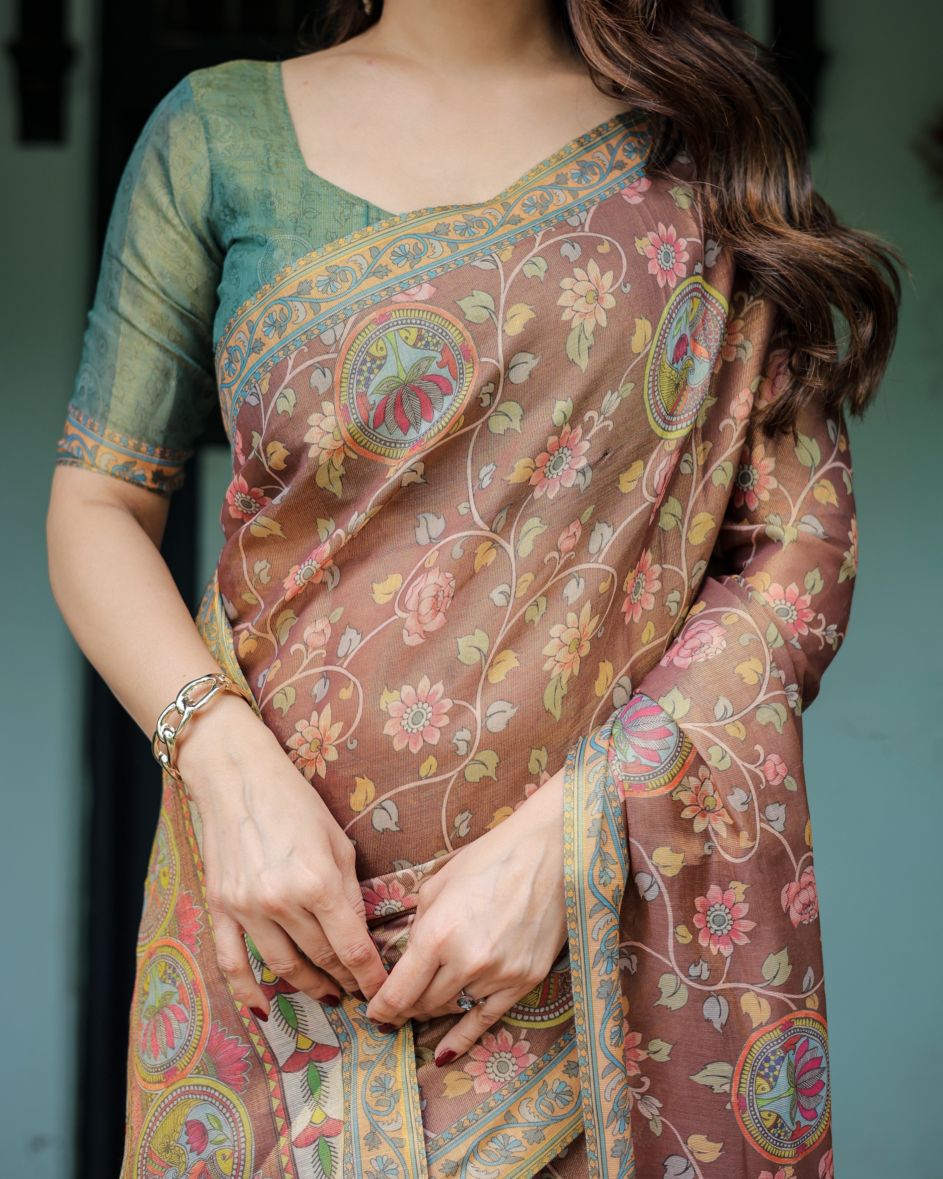 Rust Red Handloom Cotton Saree with Madhubani Fish Art & Floral Motifs – Contrast Blouse