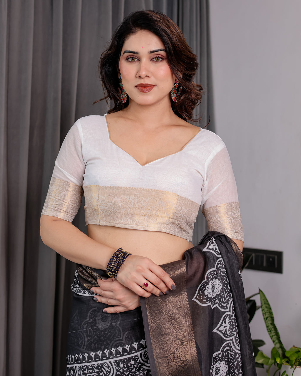 Black Handloom Linen Saree with White Floral Mandala Print, Zari Border & Tassel Pallu | 5.5m Saree + 0.8m Blouse