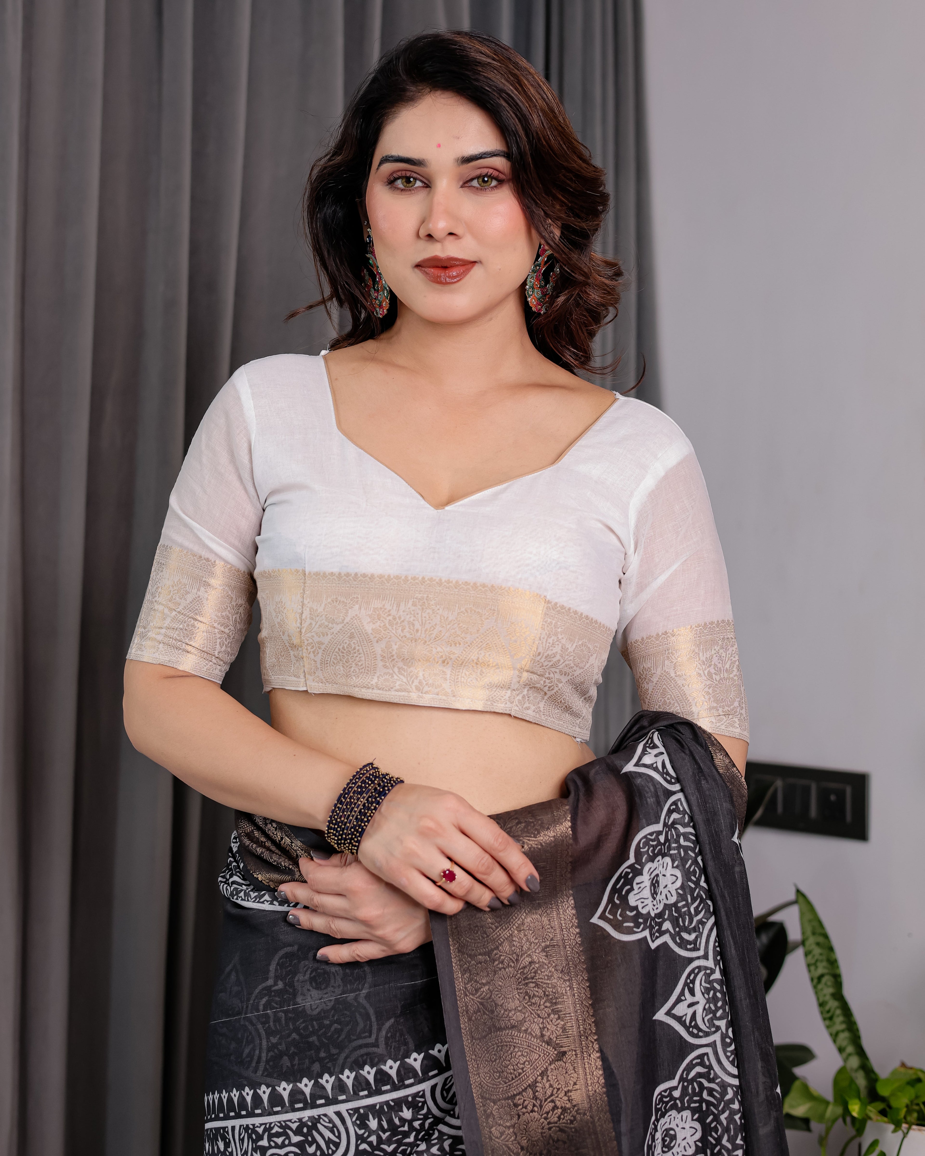 Black Handloom Linen Saree with White Floral Mandala Print, Zari Border & Tassel Pallu | 5.5m Saree + 0.8m Blouse