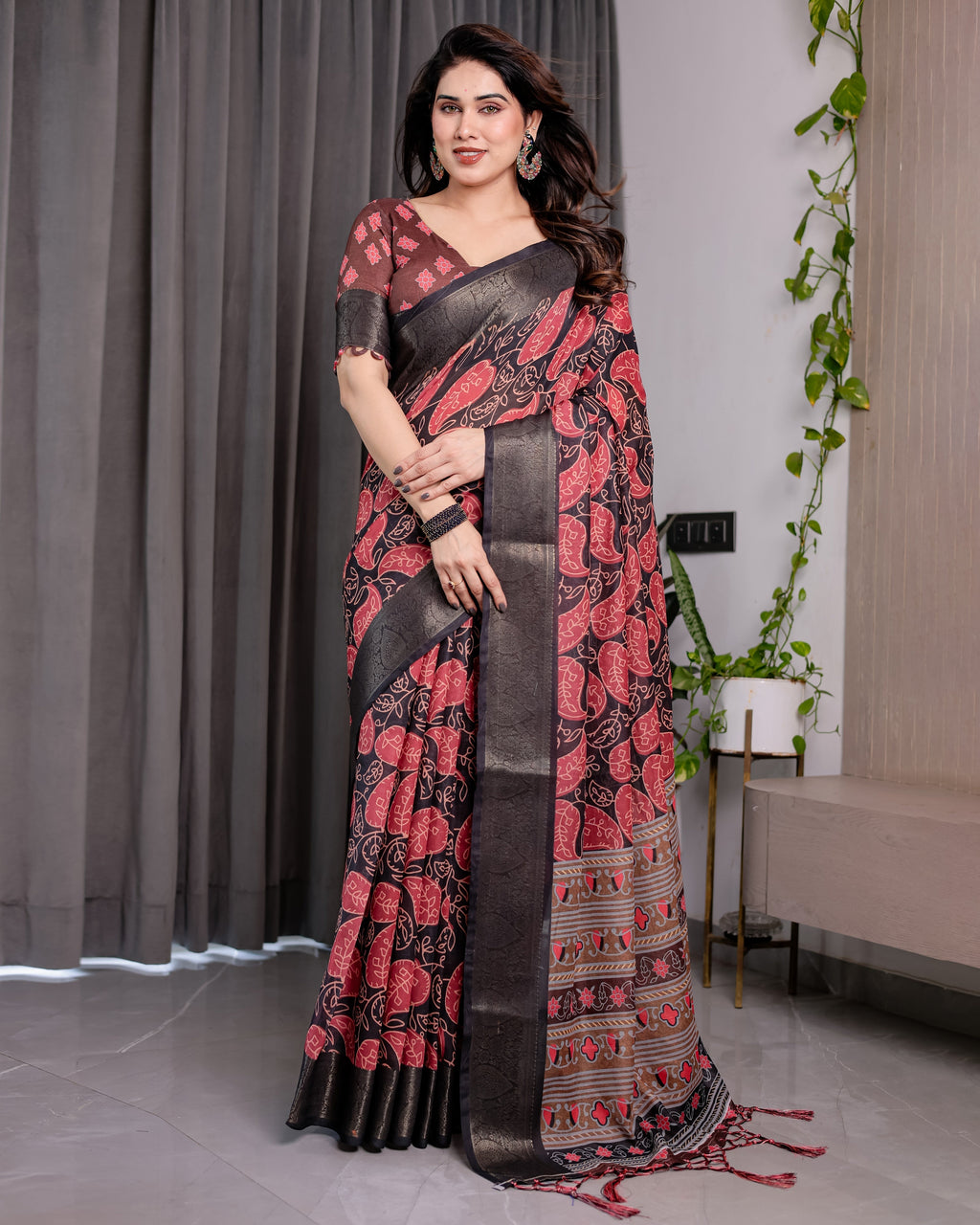 Black & Rust Red Handloom Linen Saree with Heart Floral Print & Striped Ethnic Pallu | Antique Zari Border & Tassel Detailing | Attached Blouse | 5.5m Saree + 0.8m Blouse