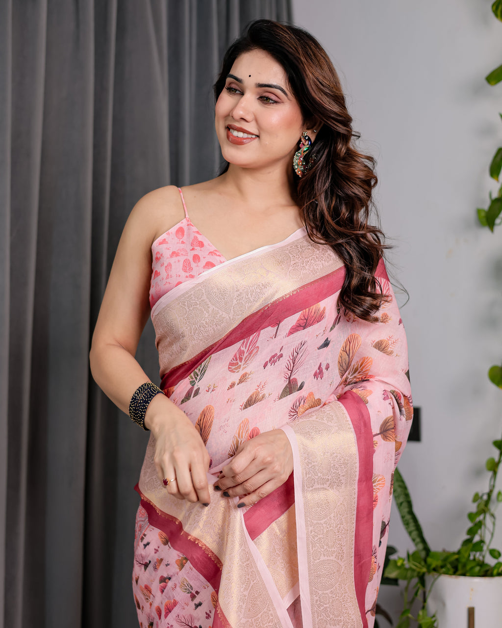 Blush Pink Handloom Linen Saree with Lotus Motif Printed Pallu & Zari Border | 5.5m Saree + 0.8m Blouse | Elegant Tassel Finish