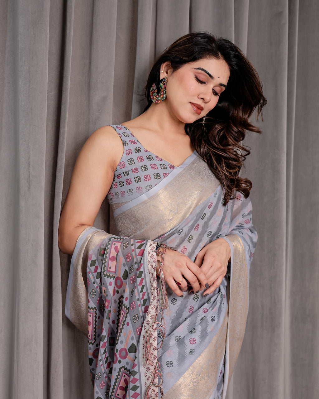 Pastel Grey Handloom Linen Saree with Multicolor Tribal Geometric Pallu & Zari Border | Tassels | 5.5m Saree + 0.8m Blouse