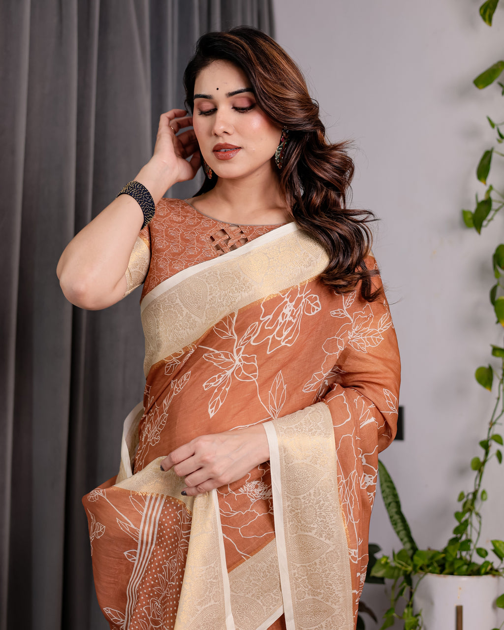 Rust Brown Handloom Linen Saree with White Floral Print, Zari Border & Tassel Pallu | 5.5m Saree + 0.8m Blouse