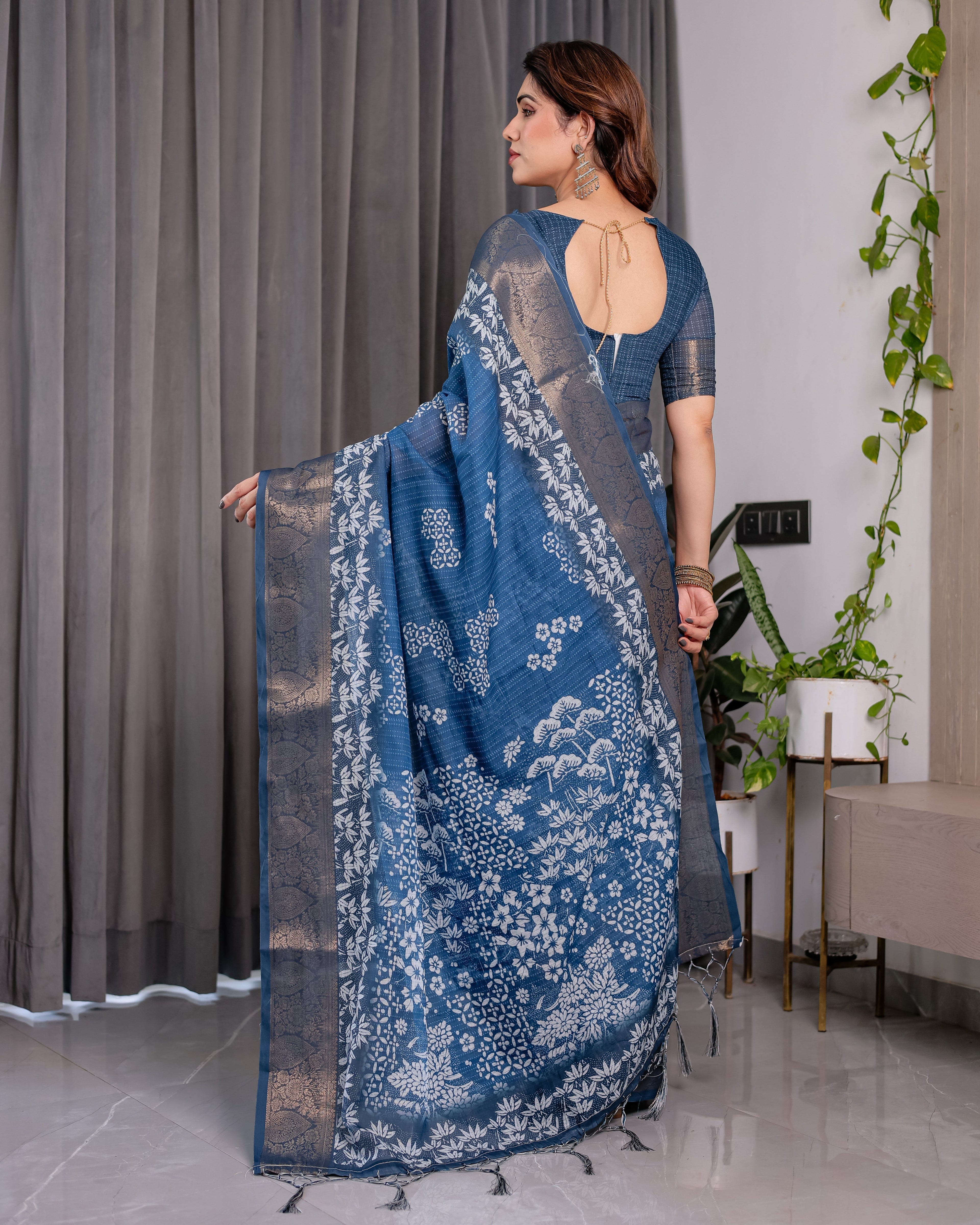 Indigo Blue Handloom Linen Saree with White Village & Tree Print Pallu | Zari Woven Border | 5.5m Saree + 0.8m Blouse | Elegant Pallu Tassels