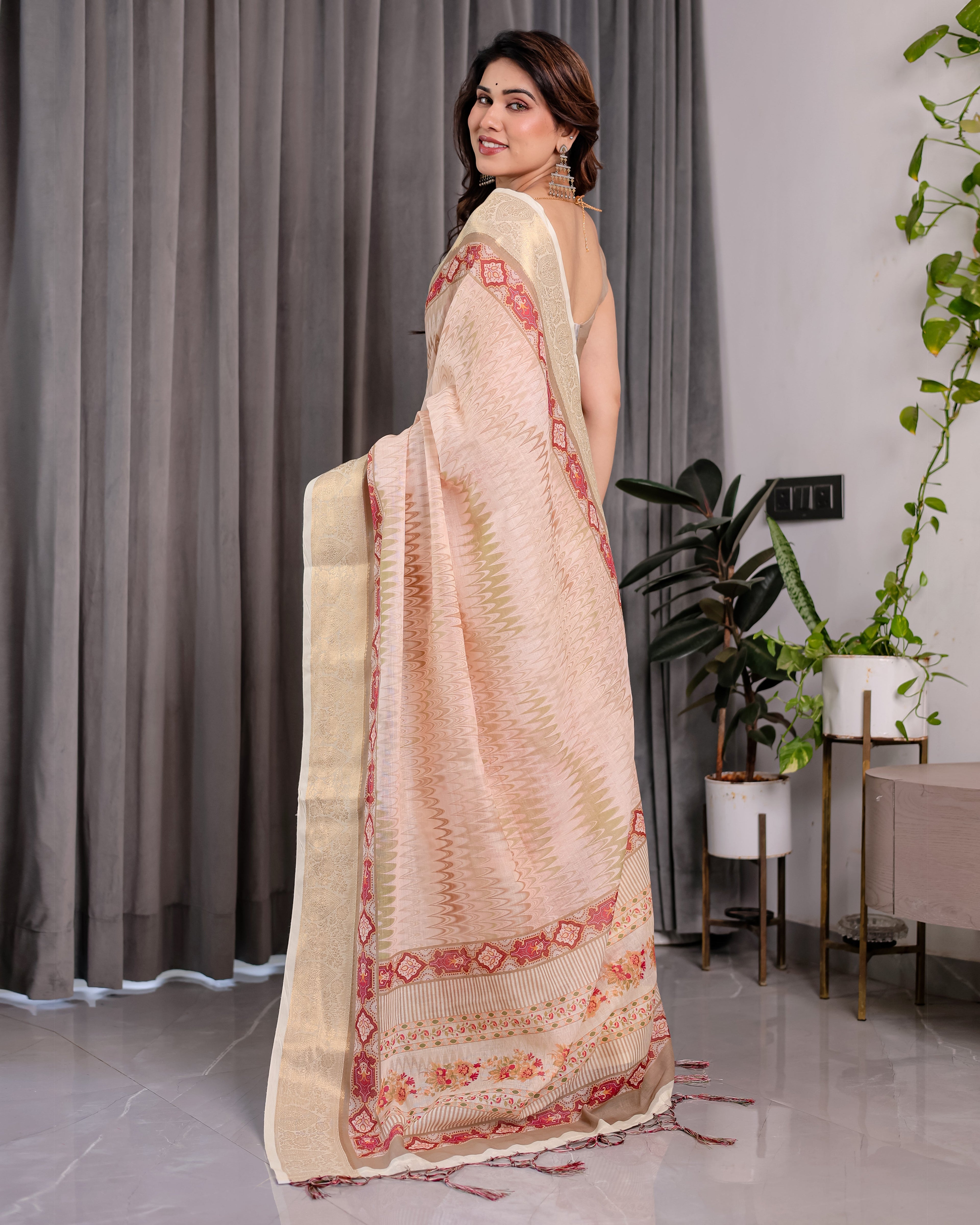 Blush Beige Handloom Linen Saree with Zigzag Weave & Floral Pallu | Zari Border & Tassels | 5.5m Saree + 0.8m Blouse