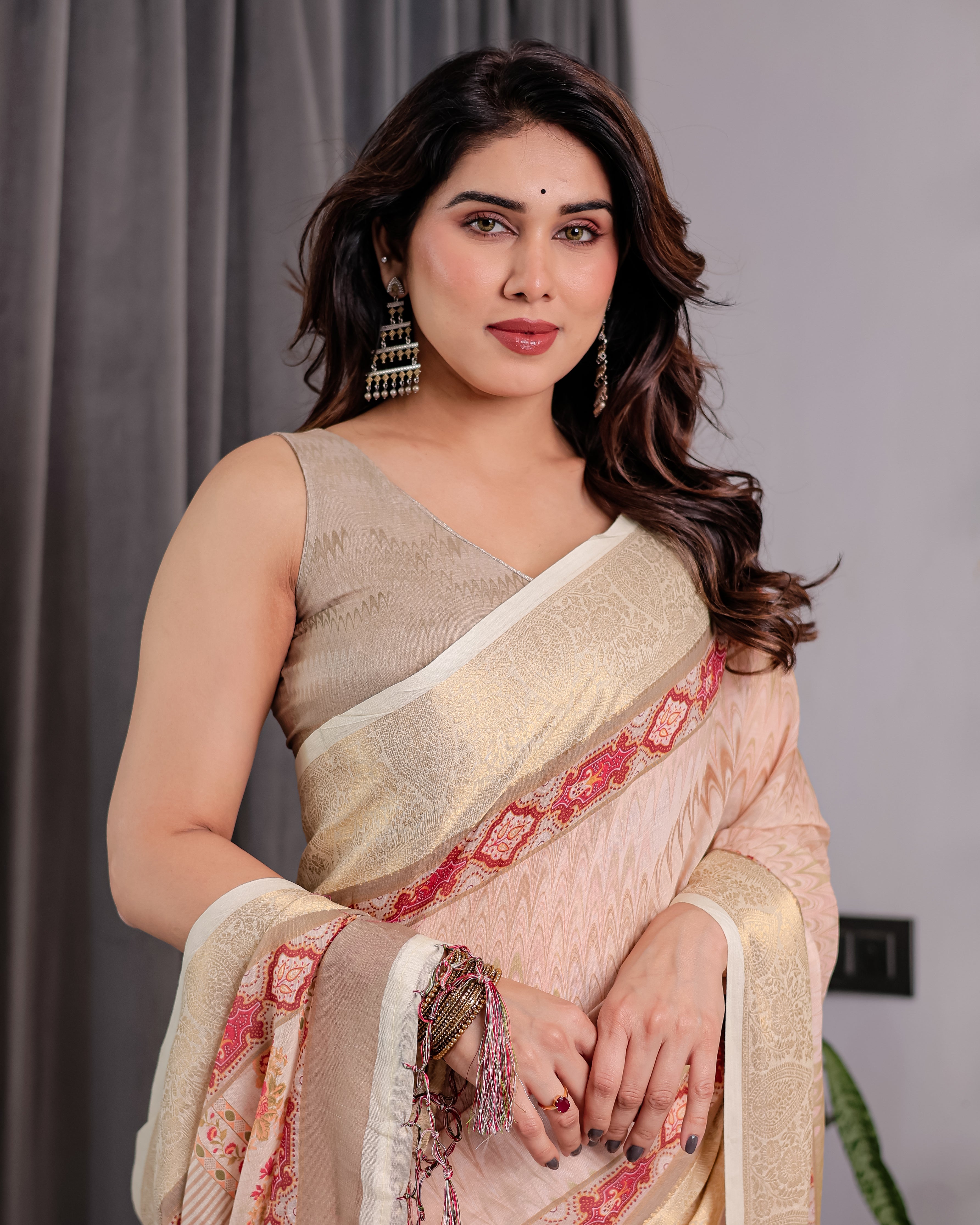 Blush Beige Handloom Linen Saree with Zigzag Weave & Floral Pallu | Zari Border & Tassels | 5.5m Saree + 0.8m Blouse