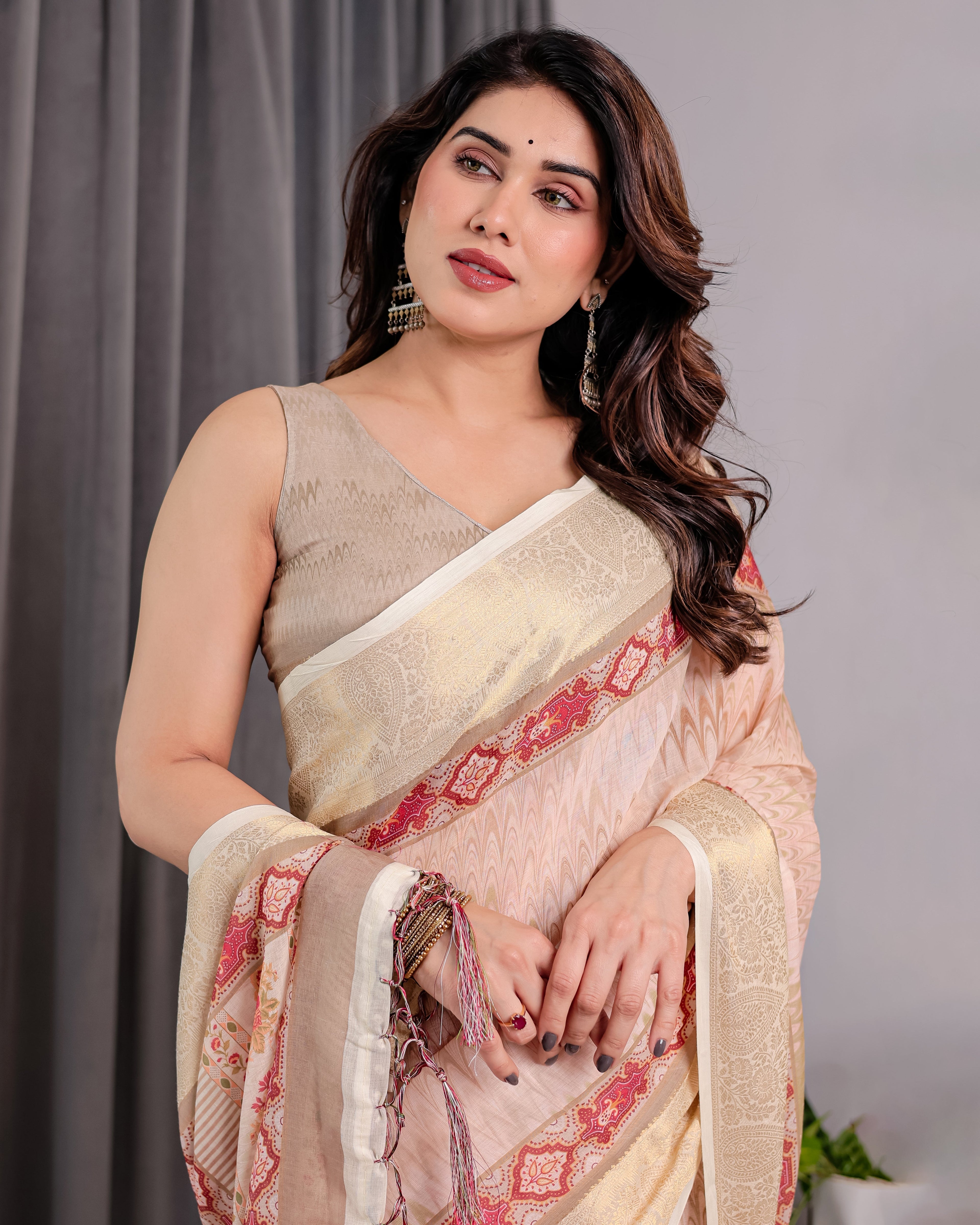 Blush Beige Handloom Linen Saree with Zigzag Weave & Floral Pallu | Zari Border & Tassels | 5.5m Saree + 0.8m Blouse