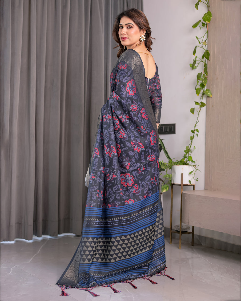 Navy Blue Handloom Linen Saree with Red Floral Print & Geometric Patterned Pallu | Antique Zari Border & Tassels | Attached Blouse | 5.5m Saree + 0.8m Blouse