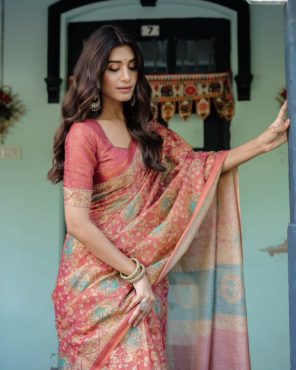 Terracotta Red Handloom Cotton Saree with Floral Vine Print & Dual-Toned Royal Motif Pallu