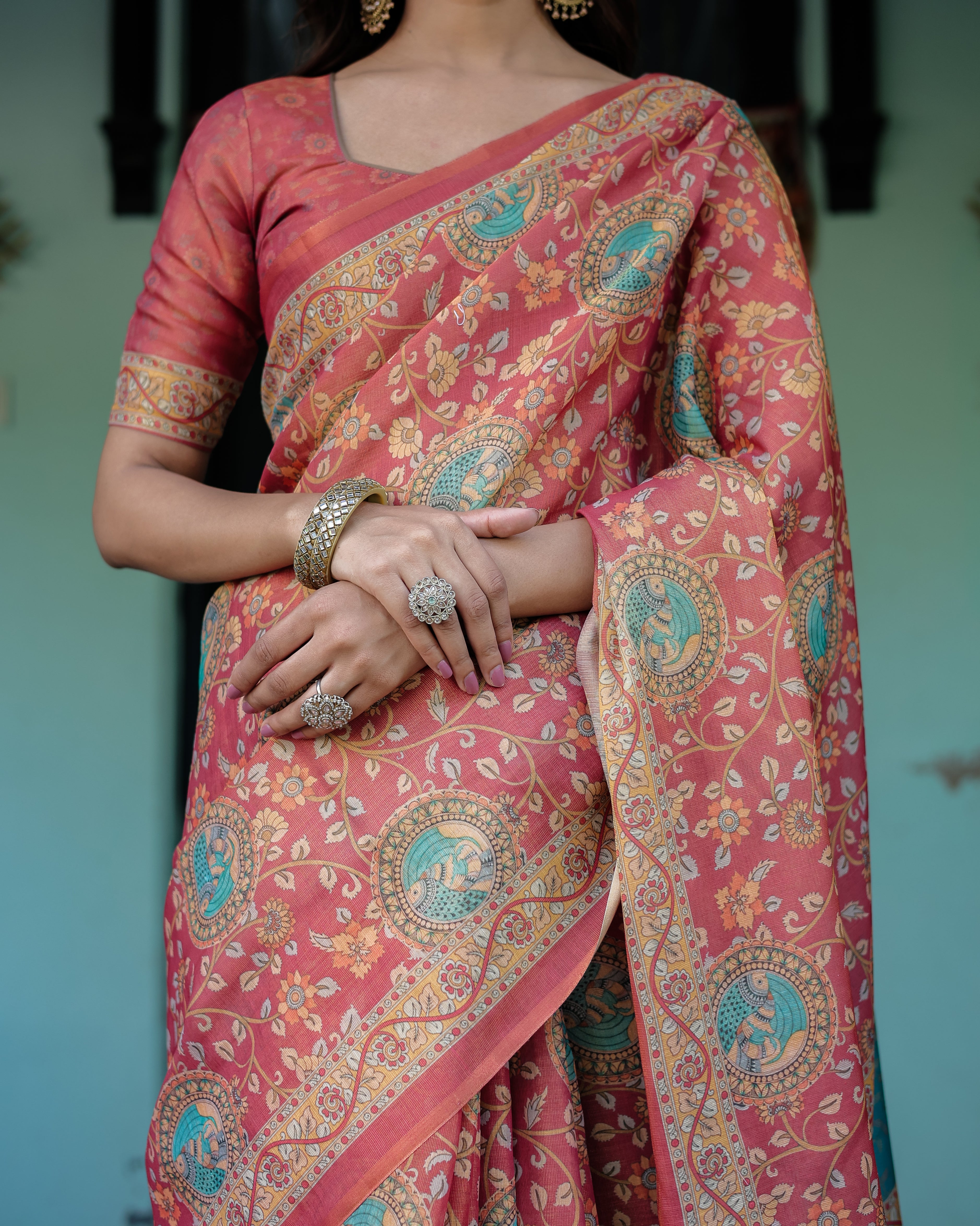 Terracotta Red Handloom Cotton Saree with Floral Vine Print & Dual-Toned Royal Motif Pallu