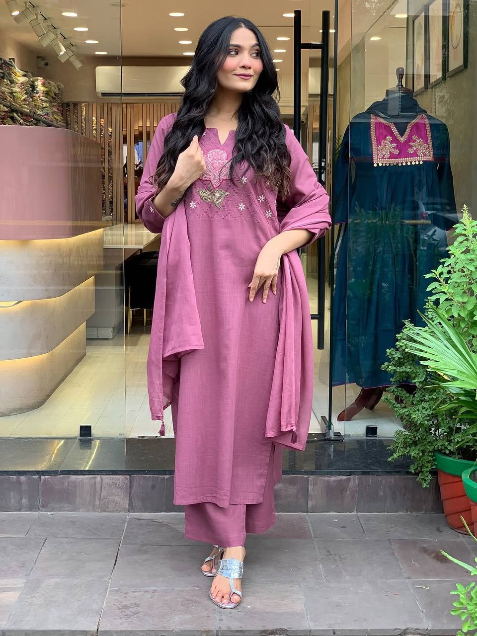 Women's Peach Cotton Kurti Pant Set with Chanderi Embroidered Dupatta