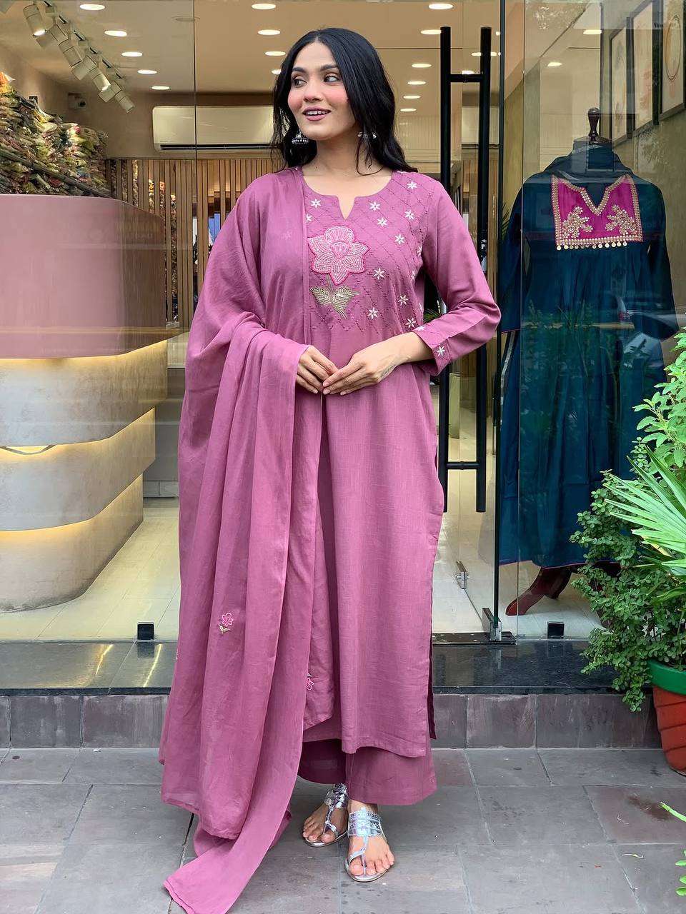 Women's Peach Cotton Kurti Pant Set with Chanderi Embroidered Dupatta