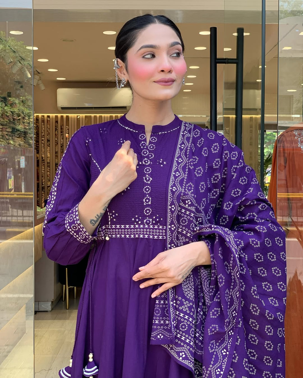 Women's Muslin Cotton Kurti with Hand Printed Tassels & Chanderi Dupatta