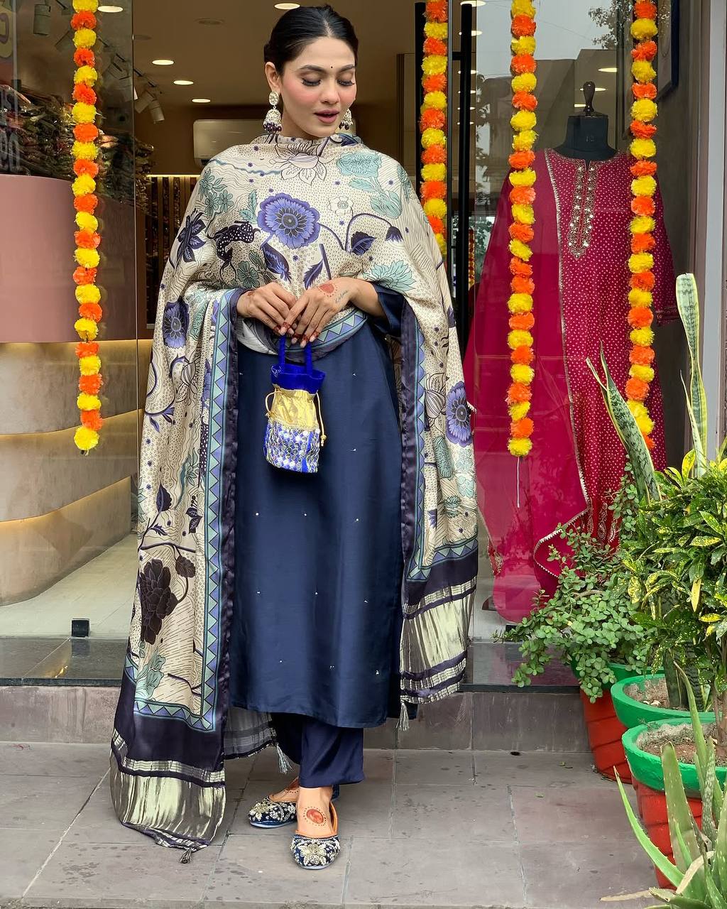 Viscose Chanderi Embroidered Kurti Set with Lagdi Satin Dupatta