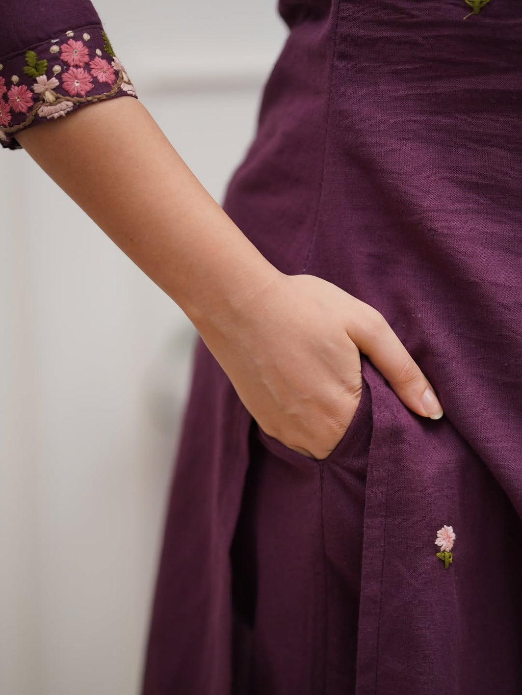 Rayon Slub Embroidered Kurti Set with Chanderi Cotton Dupatta