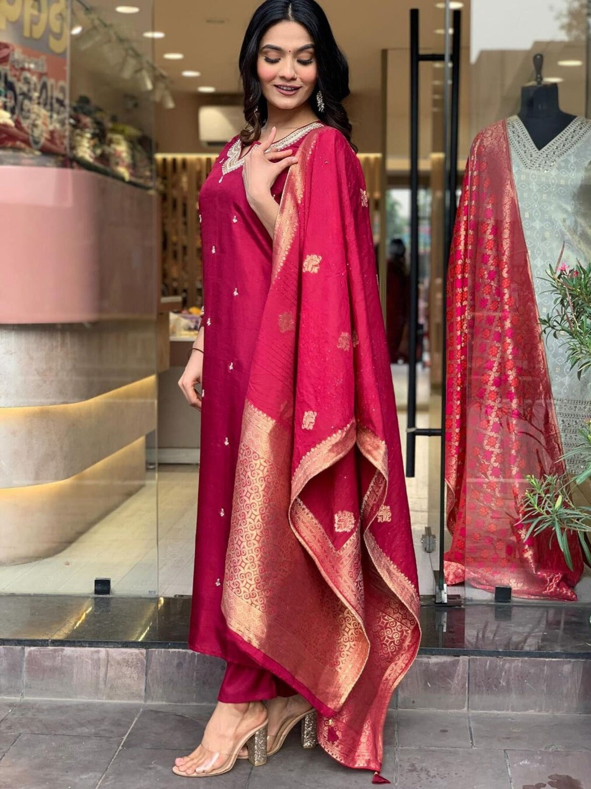 Women's Viscose Chanderi Straight Kurta Set with Jacquard Dupatta